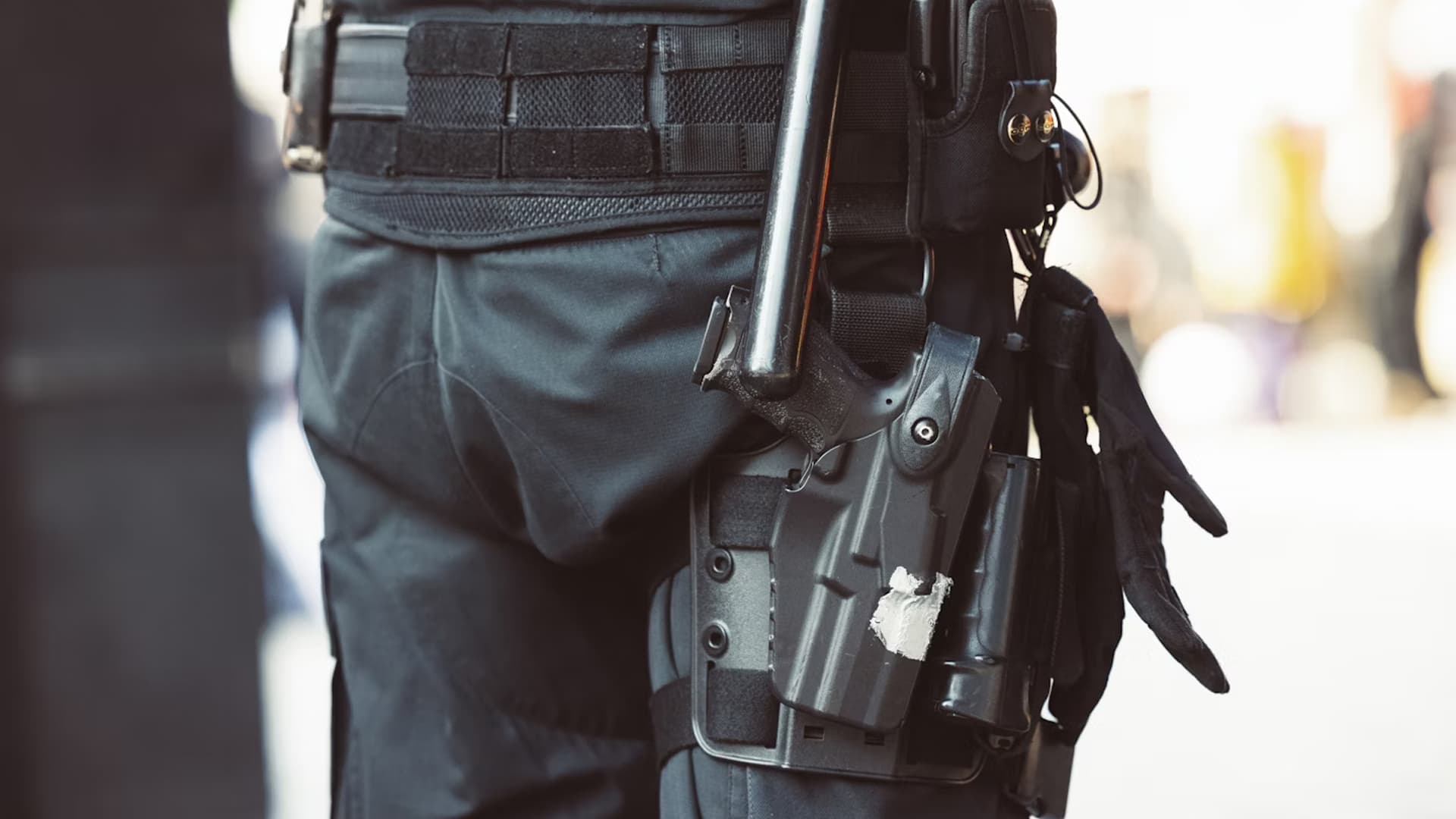 Batons & Handcuffs Skill Set